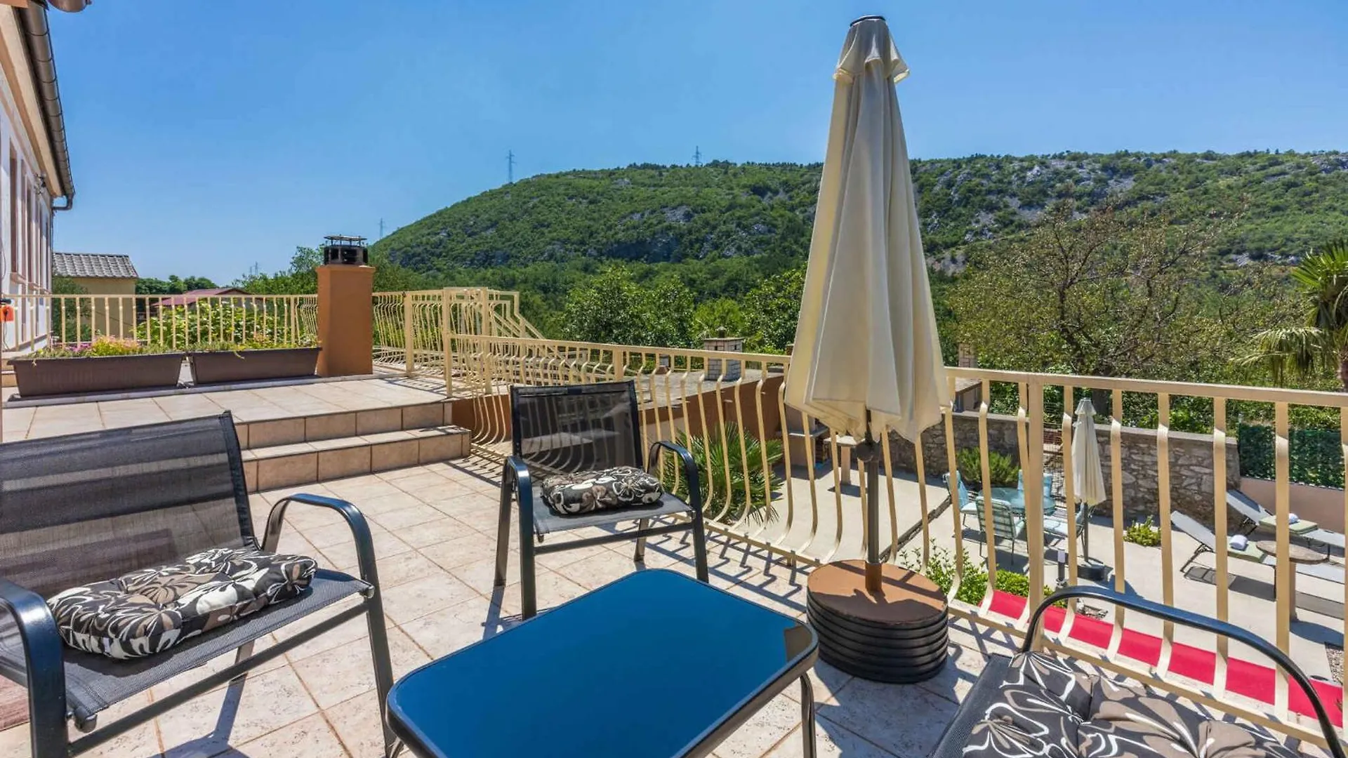 Holiday Home In Grizane 45277