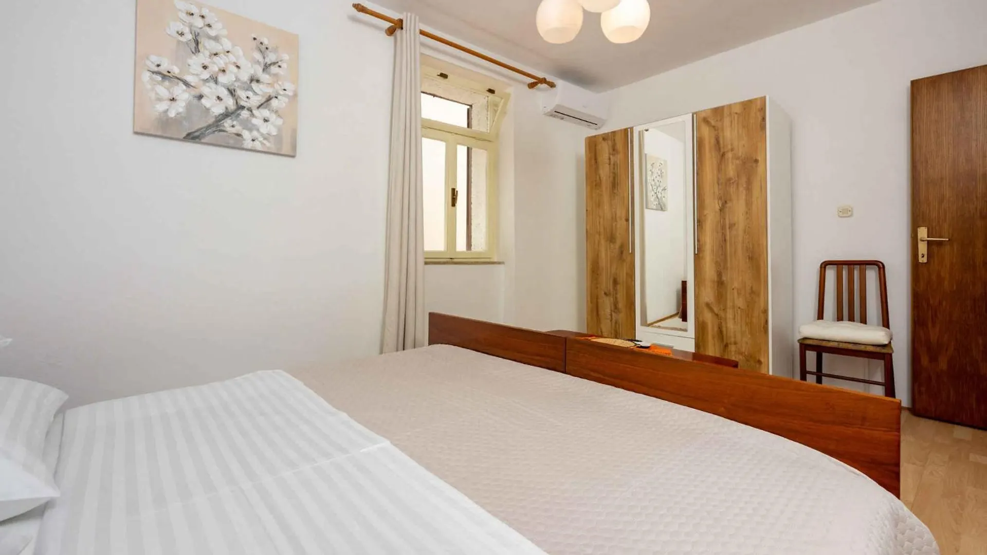 Holiday Home In Grizane 45277